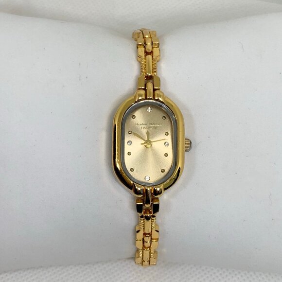 Women gold tone watch 20mm quartz analog adjustable links bracelet running - Picture 1 of 8